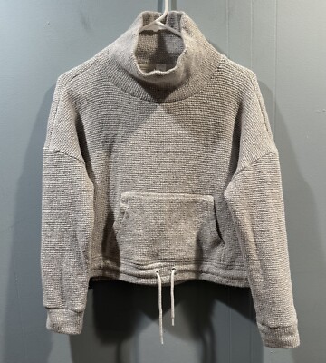 Womens Gray Waffle Sweatshirt, Size Medium. Casual Warm Comfortable Top-image