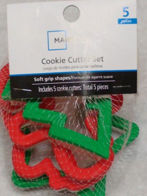 5 Piece Cookie Cutter Red Green Set Soft Grip  Shapes Holiday Snowman Star -image