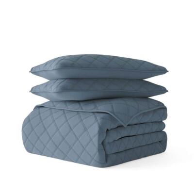 Becky Cameron Double Brushed Microfiber King/Cal King Quilt Set in Dusk Blue-image