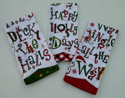 DII Design Import Set of 3 Christmas Kitchen Towels Cheery Sayings India NEW!-image