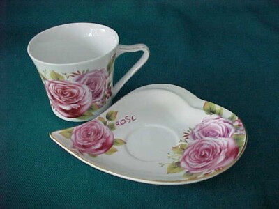 ROSE DEMITASSE CUP &  SAUCER HEART SHAPE GOLDEN STAR IMPORTS ITALIAN DESIGN VTG.-image