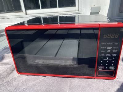 Mainstays 0.7 Cu ft Capacity Countertop Microwave Oven, White-Red New-image