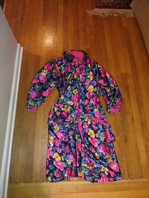 Adonna Pink Cozy Floral Robe Fits Like Medium -image