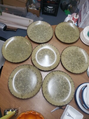 7 Pier 1 Dinner Plates 10 7/8