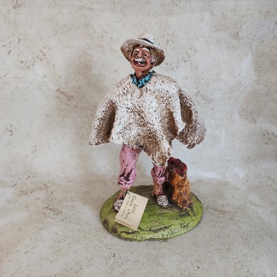 Vintage Arte Edgar y Maria Ceramic Colombian Old Man In Poncho Figurine Columbia-image